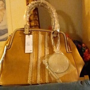 Elegant Tan Satchel Bag